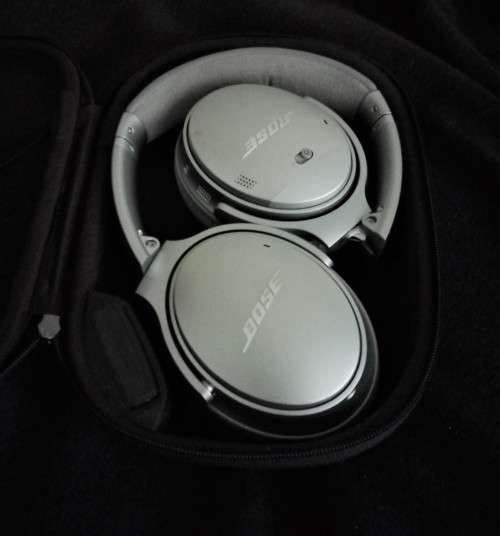 *PREMIUM BOSE* - Wireless Noise Cancelling Heaphones - Silver - QuietComfort 35