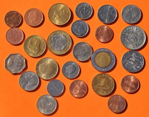 UNSORTED DEMANDING INTERNATIONAL UNC COIN LOT mainly Europe, bit of USA - all aUNC to UNC