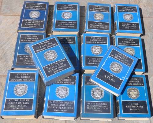 THE NEW CAMBRIDGE MODERN HISTORY 14 volumes, dust jacket, top condition - PICK UP POSSIBLE