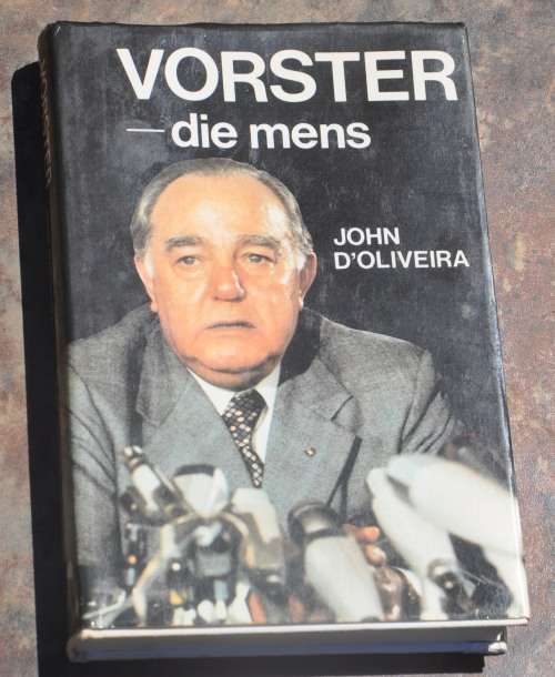 VORSTER, DIE MENS - demanding Africana collectible