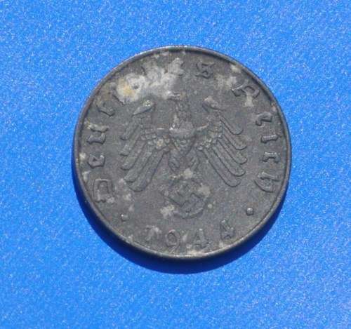DEUTSCHES REICH 10 REICHSPFENNIG 1944 D - ORIGINAL THIRD REICH NUMISMATIC COLLECTIBLE