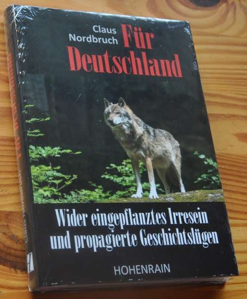 FÜR DEUTSCHLAND Top book rectifying historical lies CONTAINS LOTS OF AFRICANA ESSAYS - signed copy