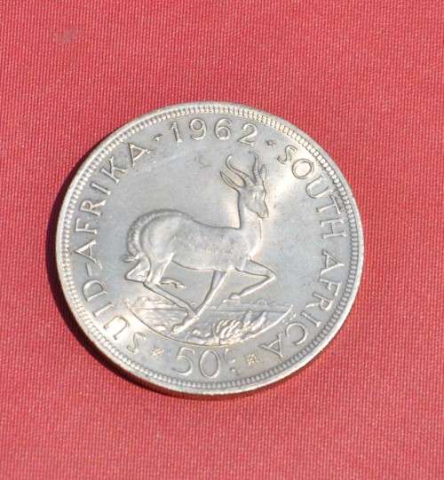 50 CENTS 1962 CROWN 50% Silver 5S - *numismatic opportunity and lucrative investment* BRILLIANT UNC