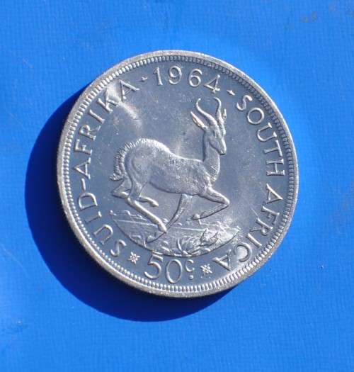 50 CENTS 1964 CROWN 50% Silver 5S ***UNC***