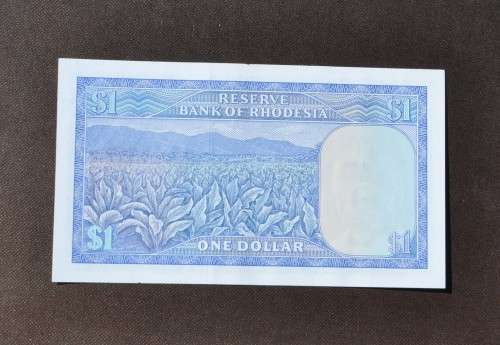 RHODESIA 1 Dollar April 1978 L/111, Watermark Rhodes - UNC a dent above "Bank of" and in left edge