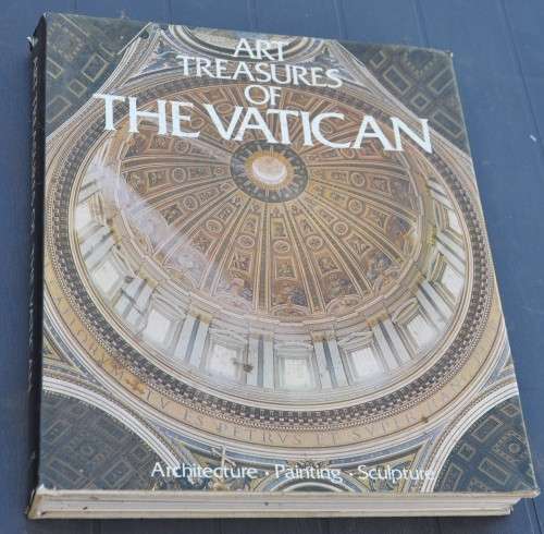 ART TREASURES OF THE VATICAN, richly illustrated, huge book, a fantastic collectible indeed