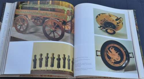 ART TREASURES OF THE VATICAN, richly illustrated, huge book, a fantastic collectible indeed