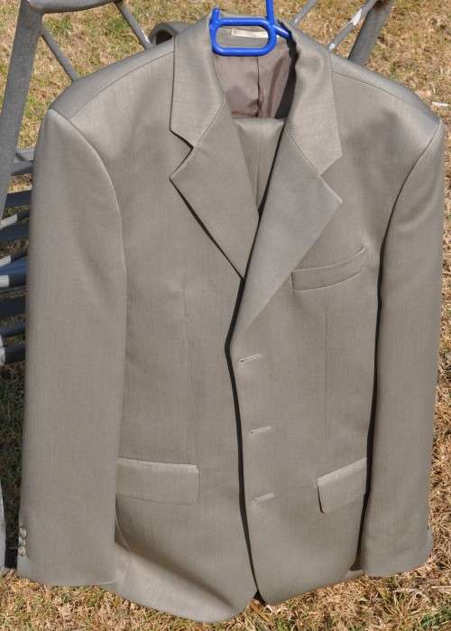 Men Suit SIGNATURE Classic 40L, 33/84 - Made in South Africa