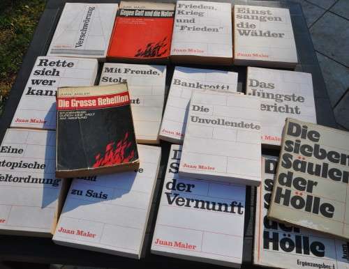 Rare Collection of complete works of JUAN MALER, famous controversial Conspiracy Theorist, in German