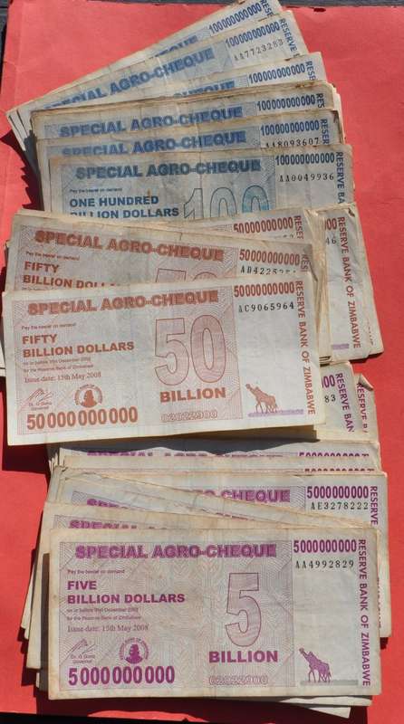 ZIMBABWE Huge collection of banknotes - Special Agro-Cheques Billion denomination 2008 (see list)
