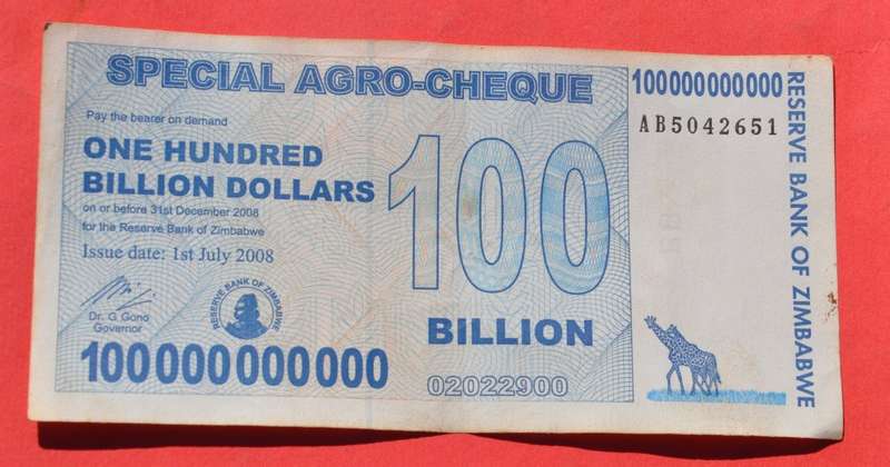 ZIMBABWE Special Agro-Cheque 100 Billion 2008 - in very collectible condition