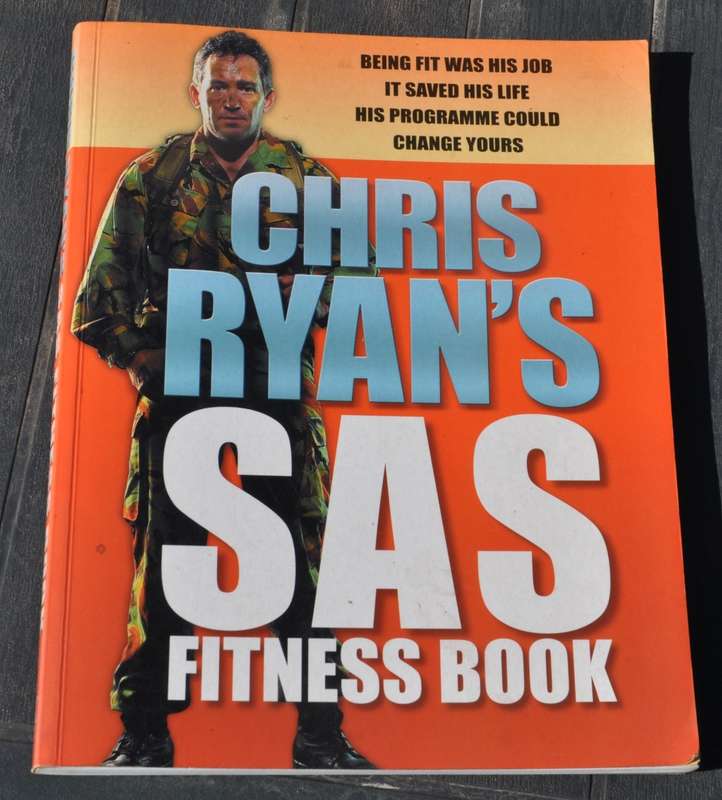 SAS FITNESS BOOK by Chris Ryan
