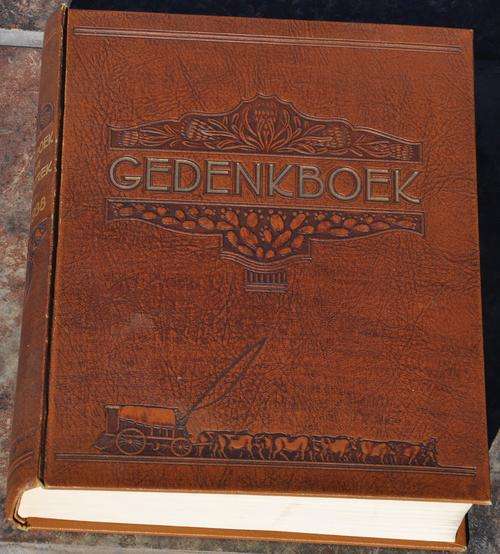 GEDENKBOEK VAN DIE OSSEWATREK 1838-1938