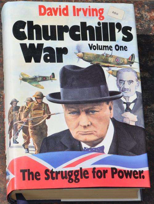 CHURCHILL'S WAR - SIGNED BY DAVID IRVING - original ENG edition BRILLIANT MILITARIA COLLECTIBLE