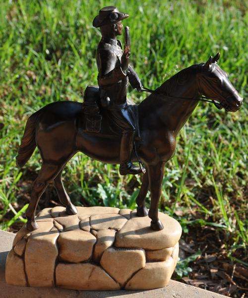 MASSIVE STATUE SWA REITER - BRILLIANT AFRICANA COLLECTIBLE - Pick up possibe
