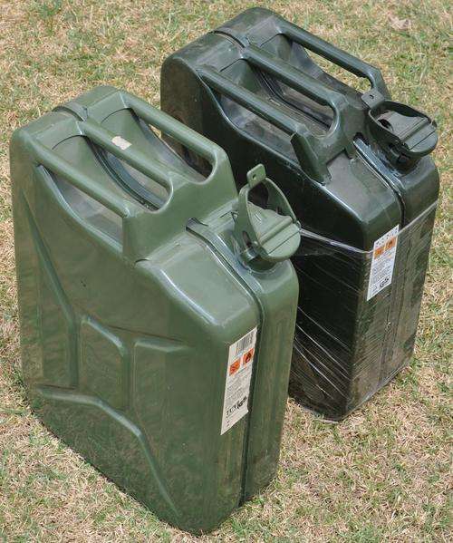 JERRY CAN original German 20l metal canister - as new! - PICK UP POSSIBLE