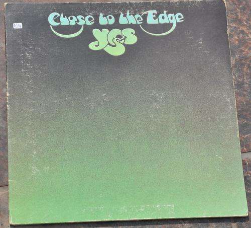 YES - CLOSE TO THE EDGE  (1972) Antiquarian Music Collectible (LP in excellent condition)