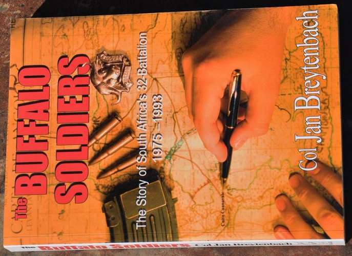 THE BUFFALO SOLDIERS by Col Jan Breytenbach - brilliant Africana collectible