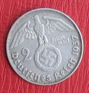 DEUTSCHES REICH - 2 REICHSMARK 1937 HINDENBURG & SWASTIKA - NO RESERVE