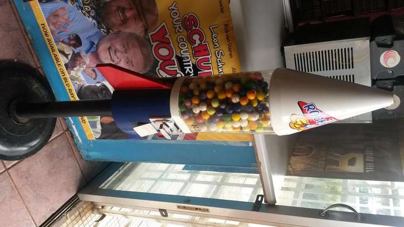 Bubble gum vending machine