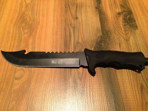 Columbia Saber Hunting Knife with Sheath