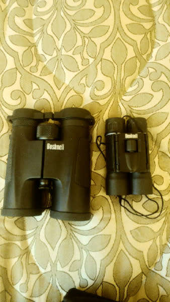 Bushnell Powerview Binoculars COMBO!!!