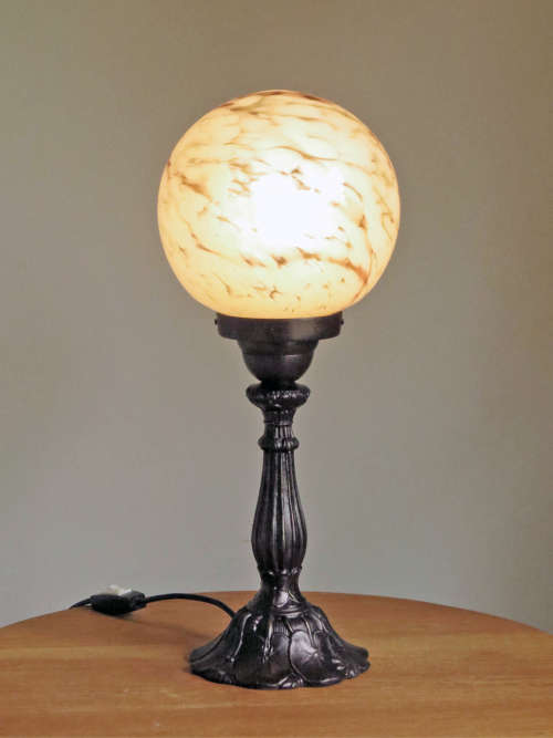 Original Art Nouveau table lamp.