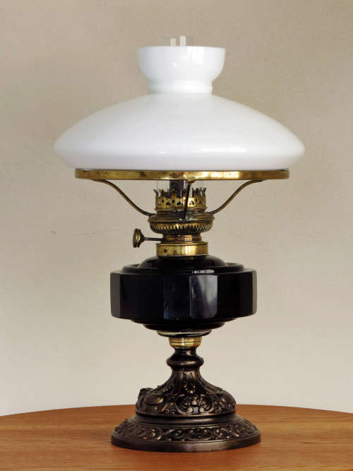 Stunning vintage parrafin lamp