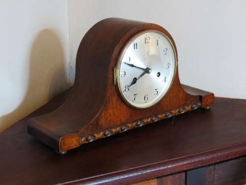 Mantle clock - Hamburg Amerikanische Uhrenbabrik -Germany