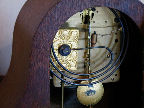 Mantle clock - Hamburg Amerikanische Uhrenbabrik -Germany
