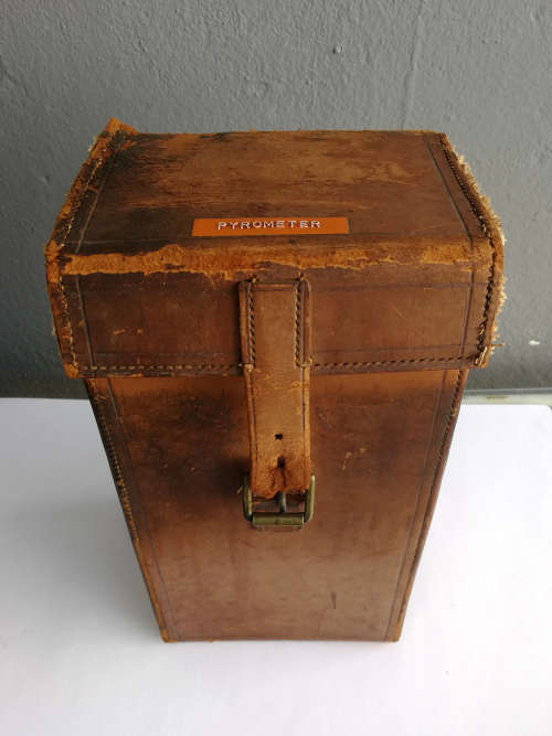Antique pyrometer