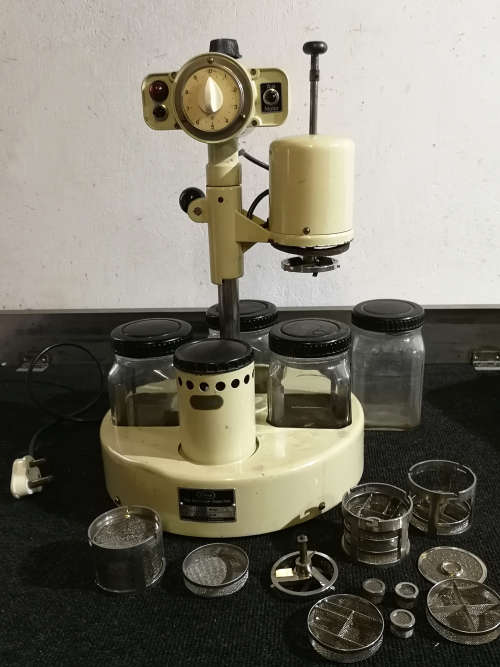 Elna clock and watch parts cleaning machine