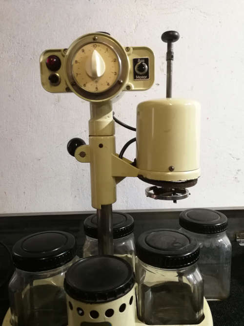 Elna clock and watch parts cleaning machine