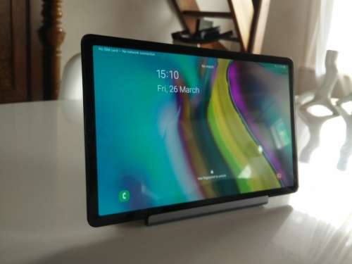 Samsung Galaxy Tab S5e LTE + pogo charging dock + original book cover