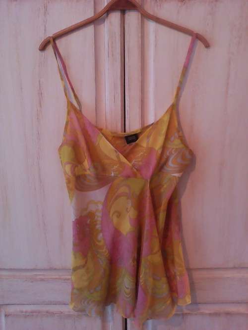 PRETTY PINK AND YELLOW STRAPPY TOP (SIZE 14/38)