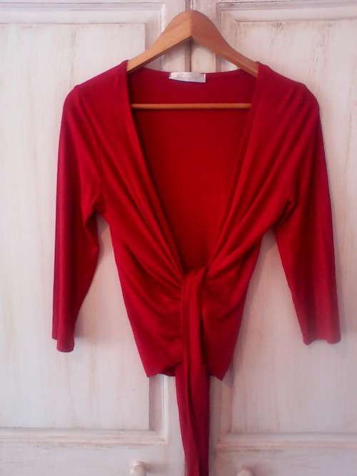PRETTY RED WRAP AROUND TOP / CARDIGAN (SIZE 34 'XOXO')