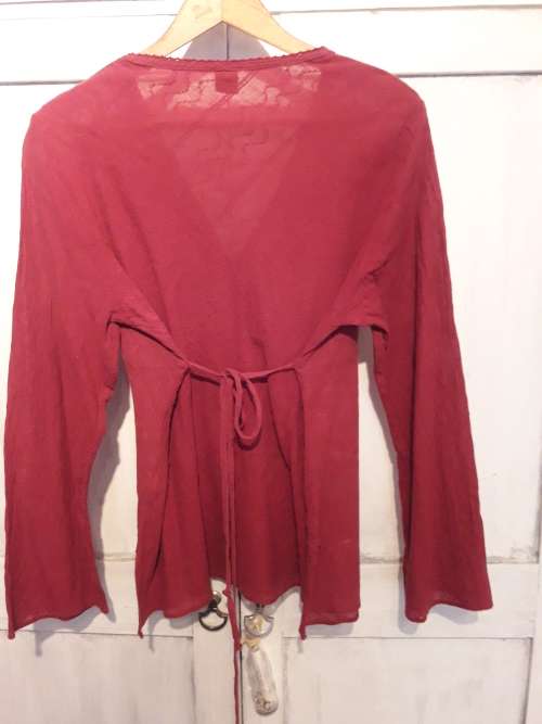 PRETTY BRICK RED COLOURED TIE BACK TOP (SIZE XXL/16/40)
