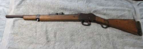 MARTINI HENRY PUNA (SHORT) .45 SCARCE. WITH DEACT CERT. COURIER ONLY AT R250
