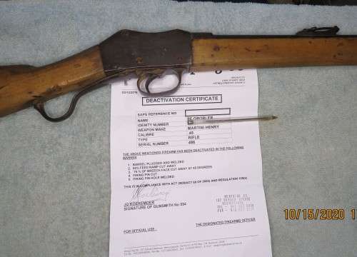 MARTINI HENRY PUNA (SHORT) .45 SCARCE. WITH DEACT CERT. COURIER ONLY AT R250