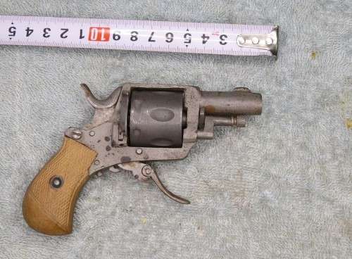 32 REVOLVER AS PER PICS DEACT