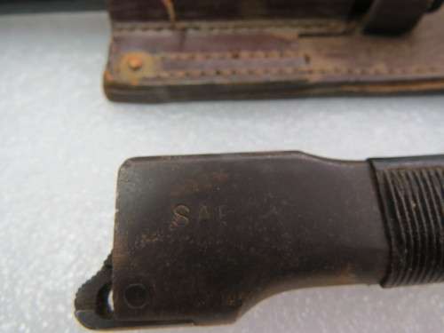 BELGUIM TYPE A FN FAL BAYONET PRE `94 SADF AND SAP ECXCEENT CONDITION WITH ORIGNAL FROG