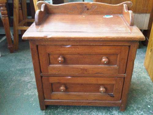 Chest of drawers