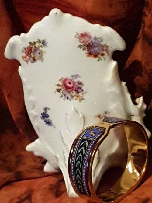MICHAELA FREY Greco-Roman Contessa Clasp Bangle ~ 24K Gold Plated Fire Enamel Finish ~ Austrian