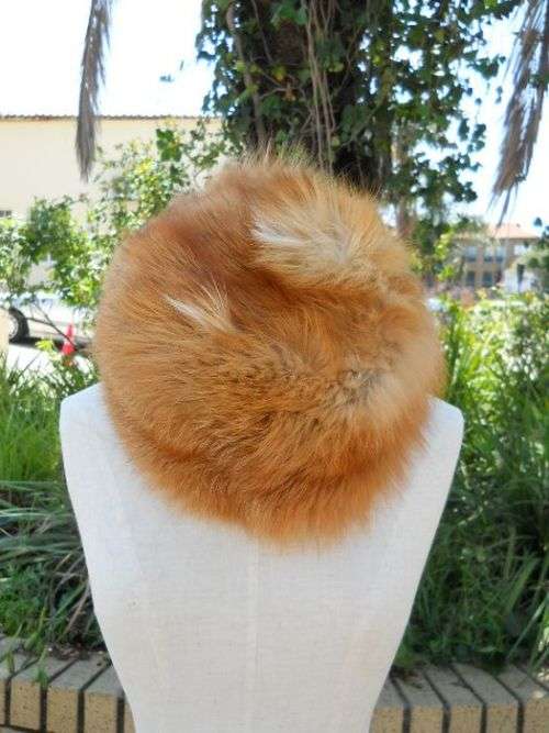 Luxurious Copper-Brown Russian Fox Fur Collar and Hat