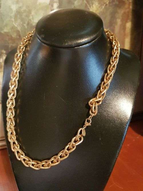 Signed Monet Vintage Heavy and Chunky Gold Tone Chain Necklace
