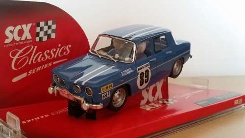 SCX Renault 8 classic series. Mint and boxed