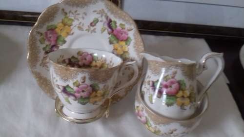 ROYAL ALBERT LOVELACE
