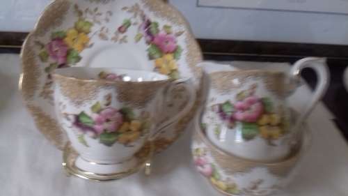 ROYAL ALBERT LOVELACE