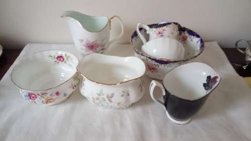 ROYAL ALBERT ASSORTED MILK JUGS AND SUGAR BOWLS