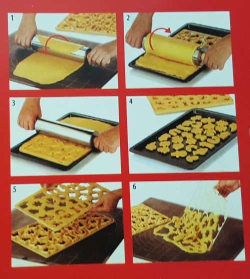 24 MOULD COOKIE CUTTER